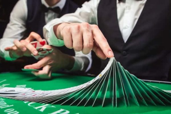 Live Dealer Casino Games: The Immersive Experience Of Playing With Real Dealers Online