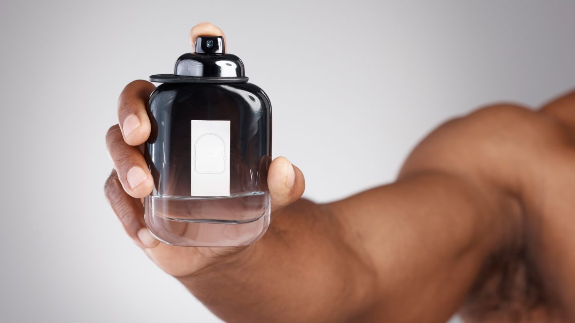 Modern Masculine Elegance: Trends and Classics in Men’s Perfumes